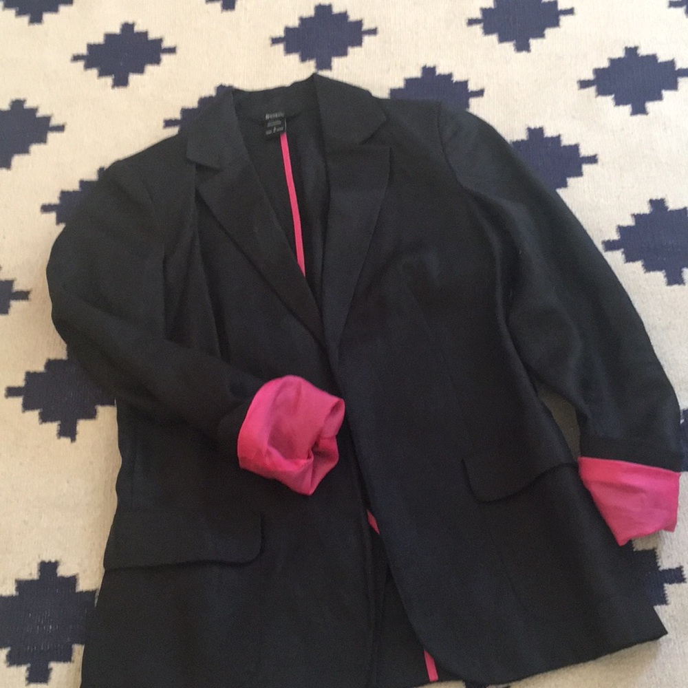 (Victoria’s secret) body by Victoria black blazer